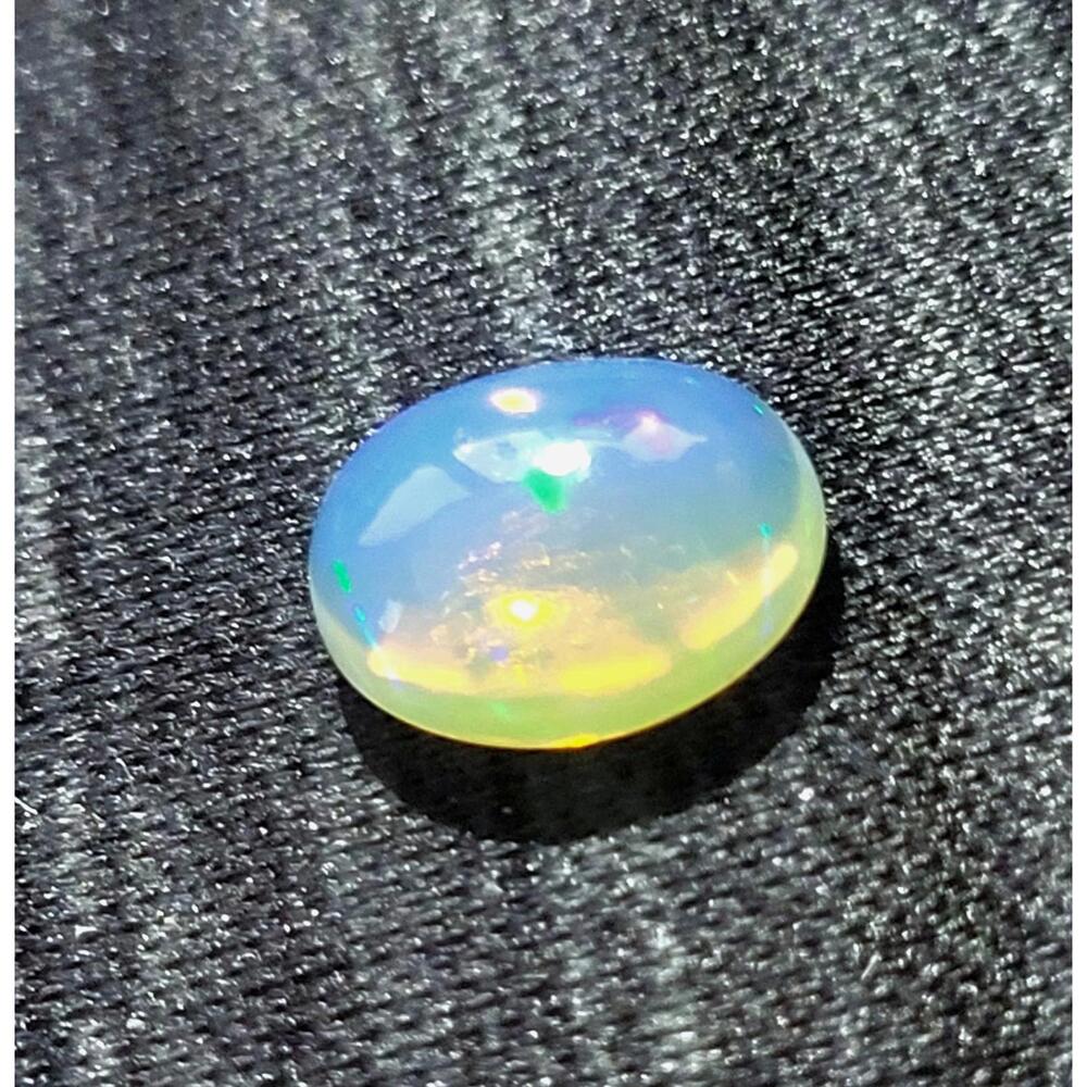 Certified Natural‎ Opal 1.92cts Cabochon Fire Brilliant Color